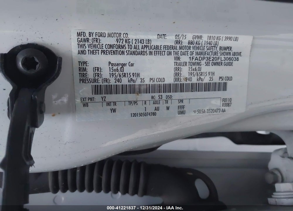 2015 FORD FOCUS VIN: 1FADP3E20FL306038