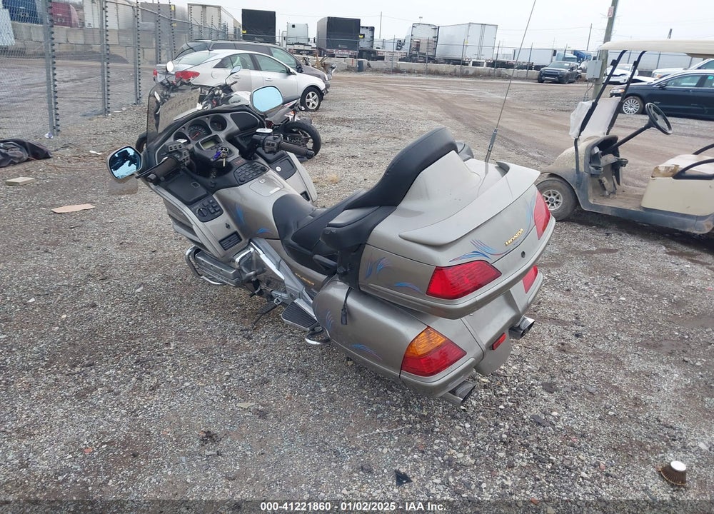 2003 HONDA GL1800 VIN: 1HFSC47013A201956