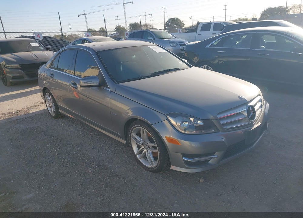 2012 MERCEDES-BENZ C 250 LUXURY/SPORT VIN: WDDGF4HB0CA617025