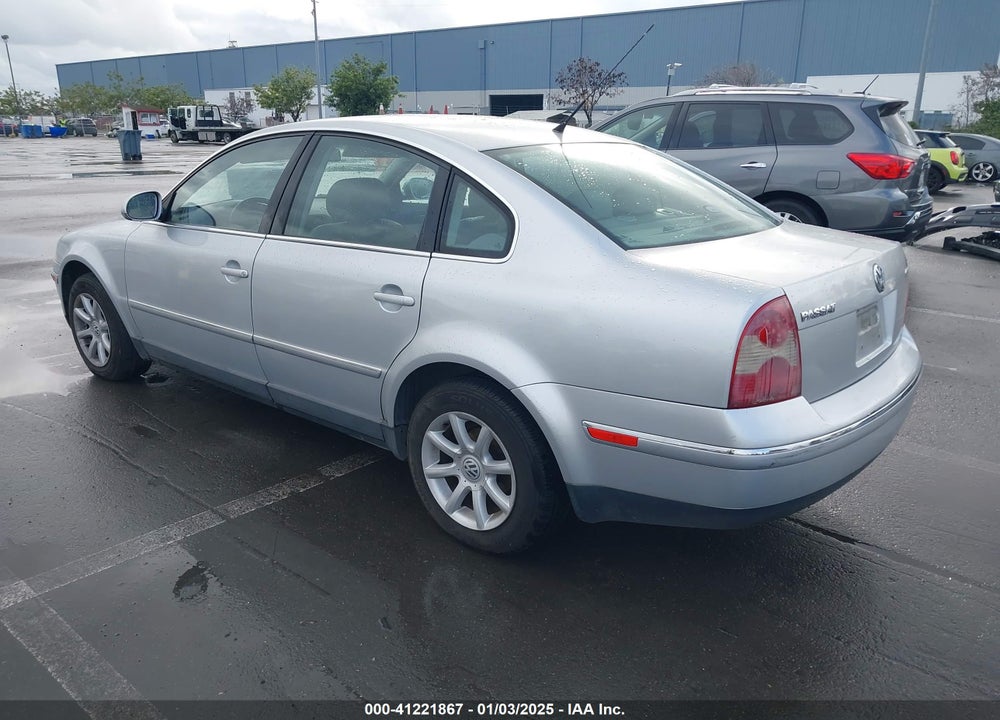 2004 VOLKSWAGEN PASSAT GLS VIN: WVWPD63B24P246063