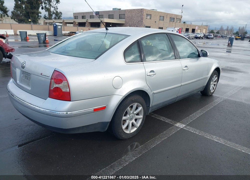 2004 VOLKSWAGEN PASSAT GLS VIN: WVWPD63B24P246063