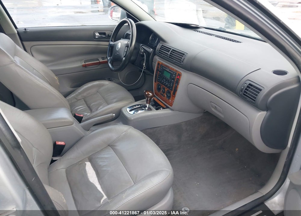 2004 VOLKSWAGEN PASSAT GLS VIN: WVWPD63B24P246063