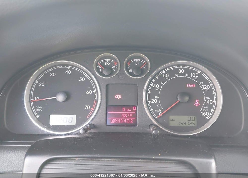 2004 VOLKSWAGEN PASSAT GLS VIN: WVWPD63B24P246063