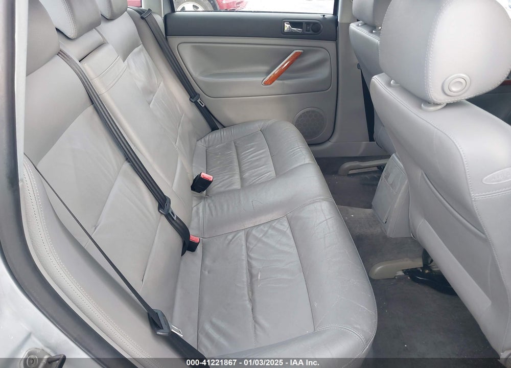 2004 VOLKSWAGEN PASSAT GLS VIN: WVWPD63B24P246063