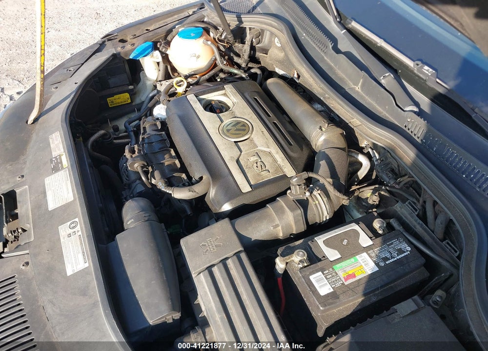 2013 VOLKSWAGEN CC VIN: WVWBP7ANXDE568210