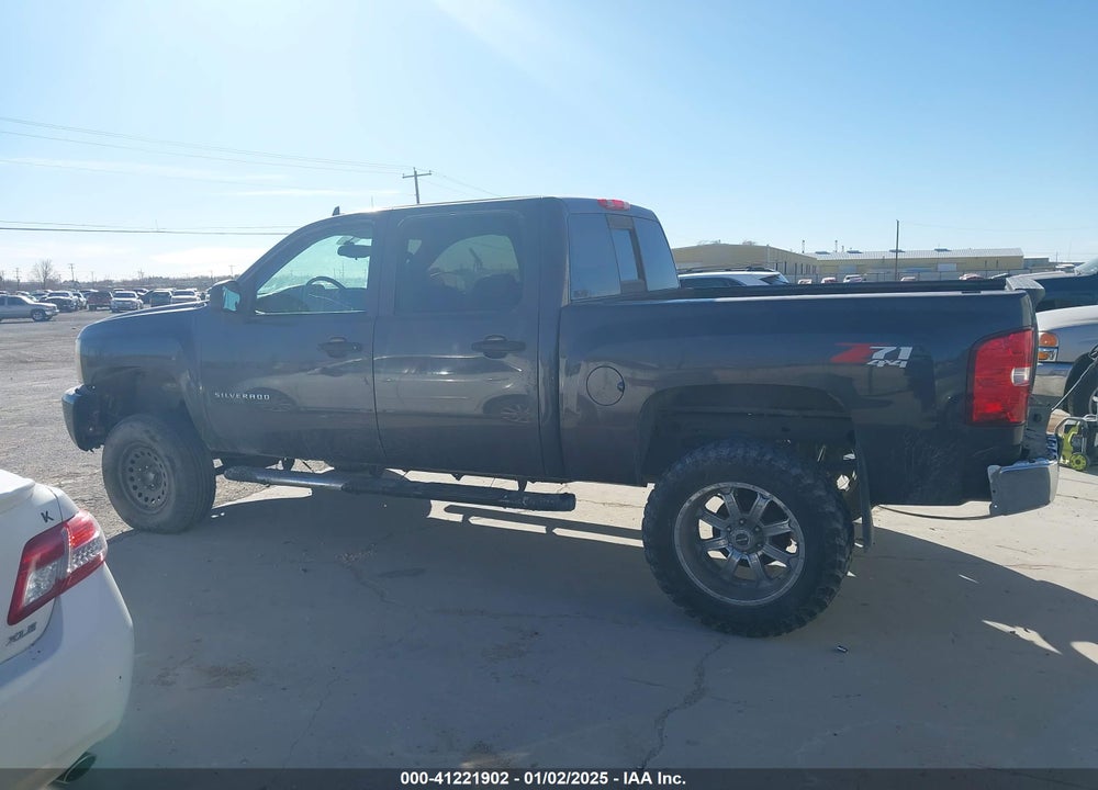 2010 CHEVROLET SILVERADO 1500 LT VIN: 3GCRKSE3XAG110406