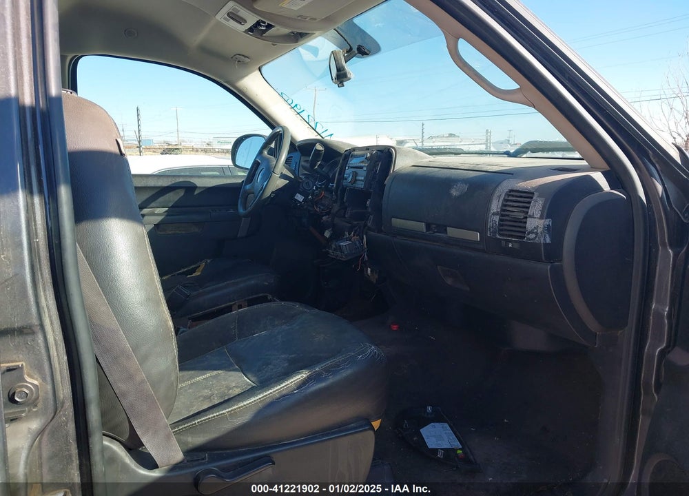 2010 CHEVROLET SILVERADO 1500 LT VIN: 3GCRKSE3XAG110406