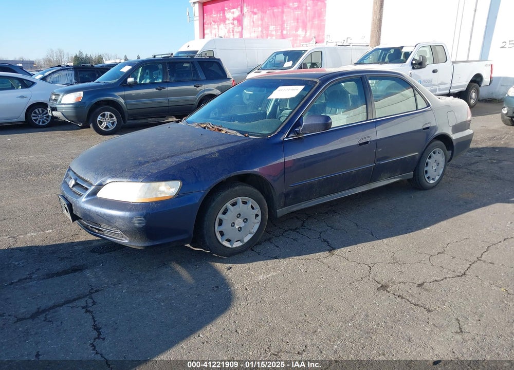 2001 HONDA ACCORD 2.3 LX VIN: JHMCG55401C028395
