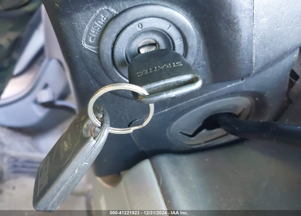 2004 HONDA ODYSSEY EX-L VIN: 5FNRL180X4B069228