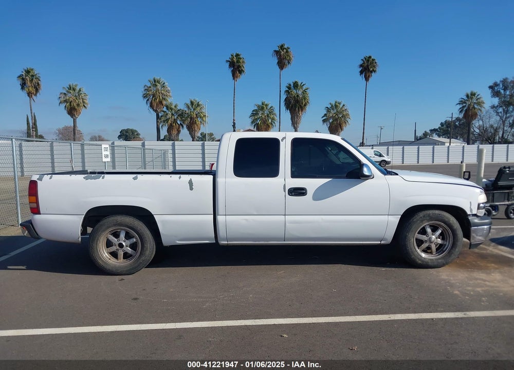 2000 CHEVROLET SILVERADO 1500 LT VIN: 2GCEC19T4Y1200024