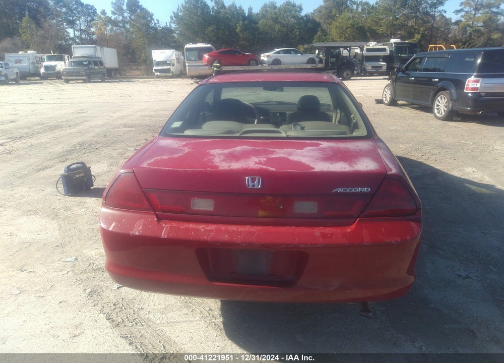 1998 HONDA ACCORD EX VIN: 1HGCG3157WA004829