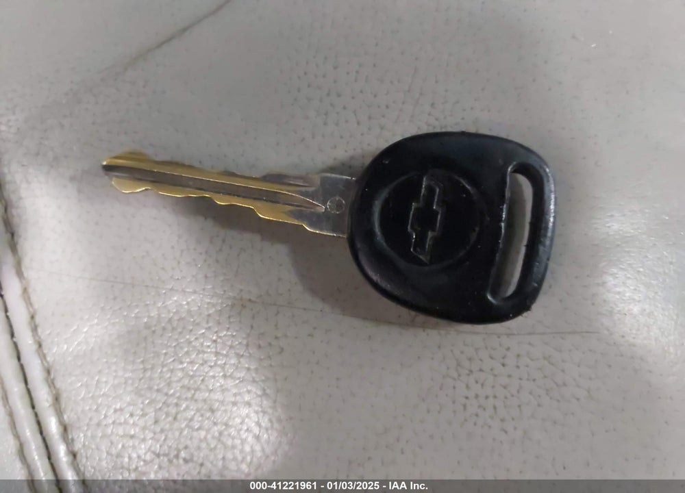 2007 CHEVROLET SUBURBAN 1500 LTZ VIN: 3GNFK16Y97G297287