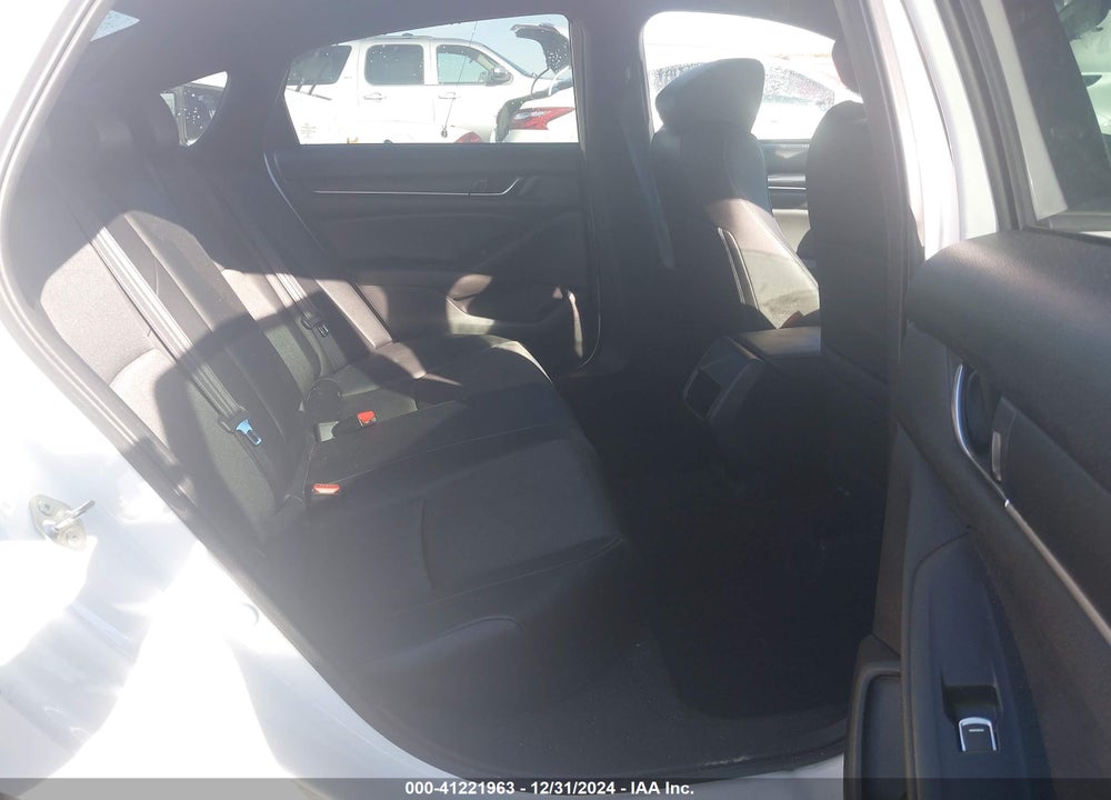2019 HONDA ACCORD VIN: 1HGCV1F31KA124802