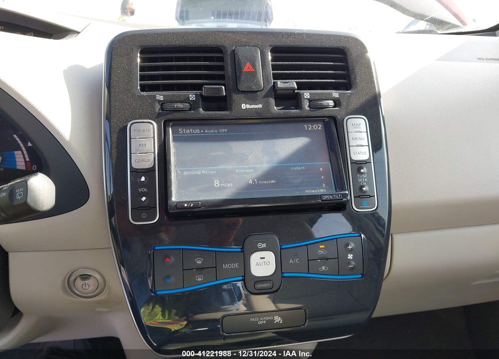 2011 NISSAN LEAF SL VIN: JN1AZ0CP1BT007448