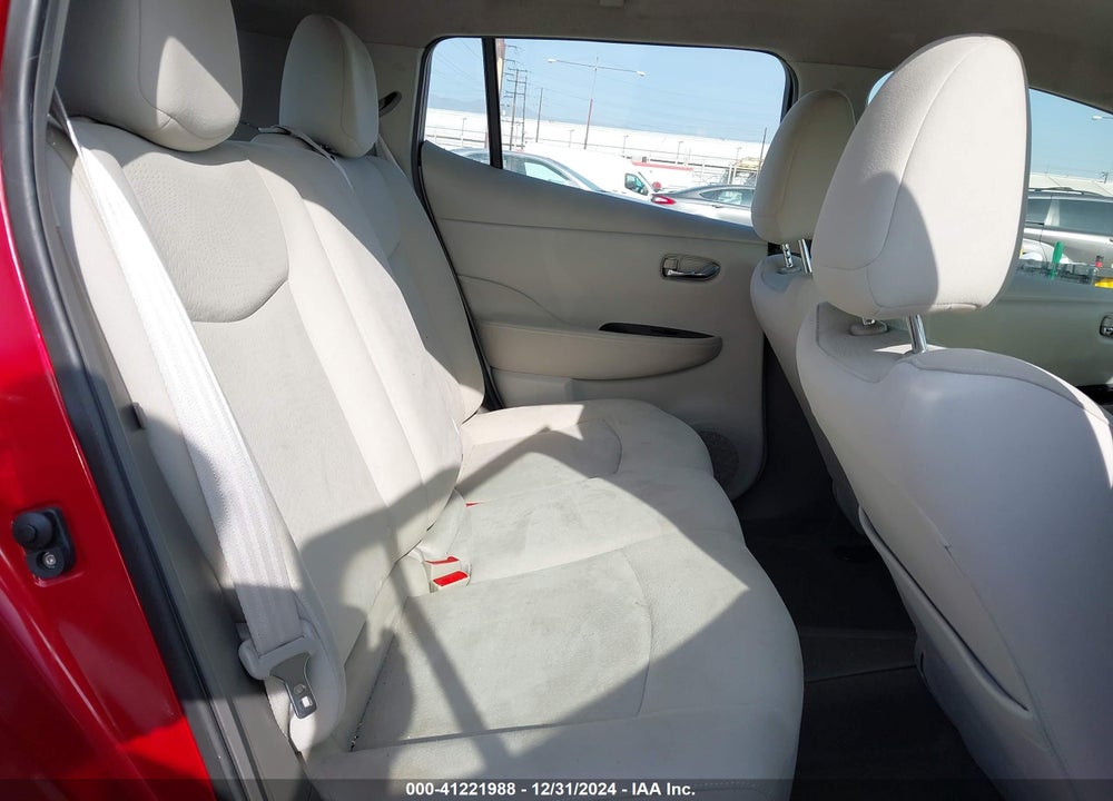 2011 NISSAN LEAF SL VIN: JN1AZ0CP1BT007448
