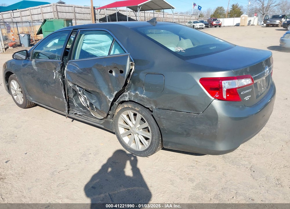 2014 TOYOTA CAMRY XLE VIN: 4T1BF1FK1EU768992