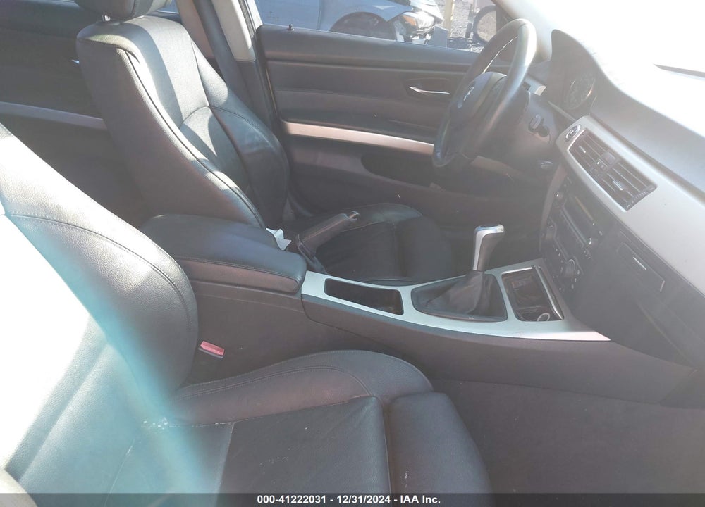 2006 BMW 330 VIN: WBAVD33546KL52527