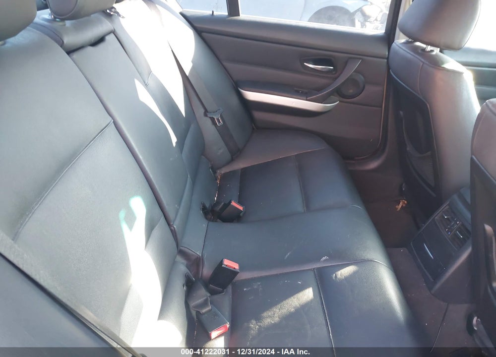 2006 BMW 330 VIN: WBAVD33546KL52527