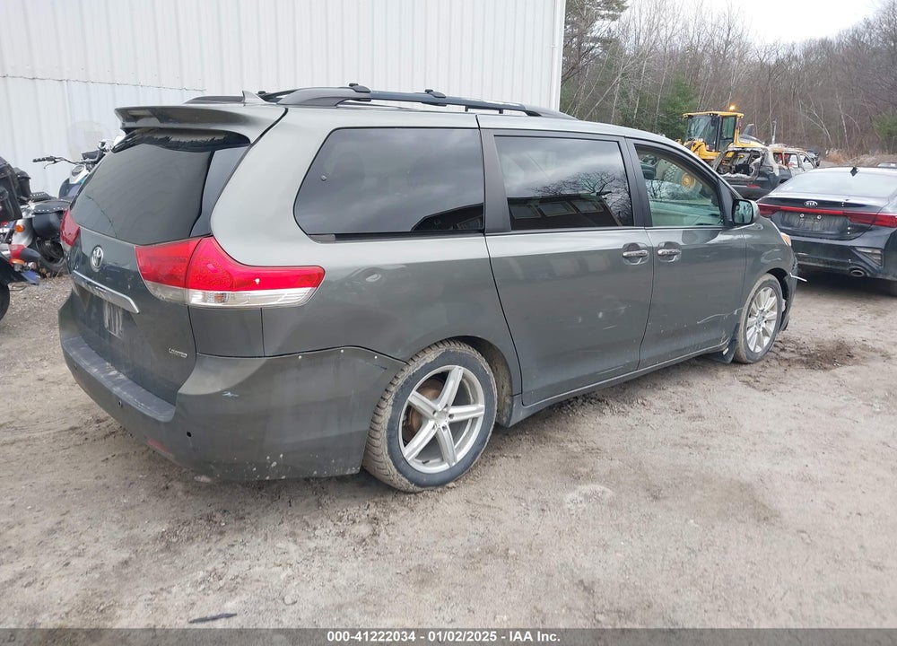 2011 TOYOTA SIENNA XLE LIMITED VIN: 5TDDK3DC5BS019368