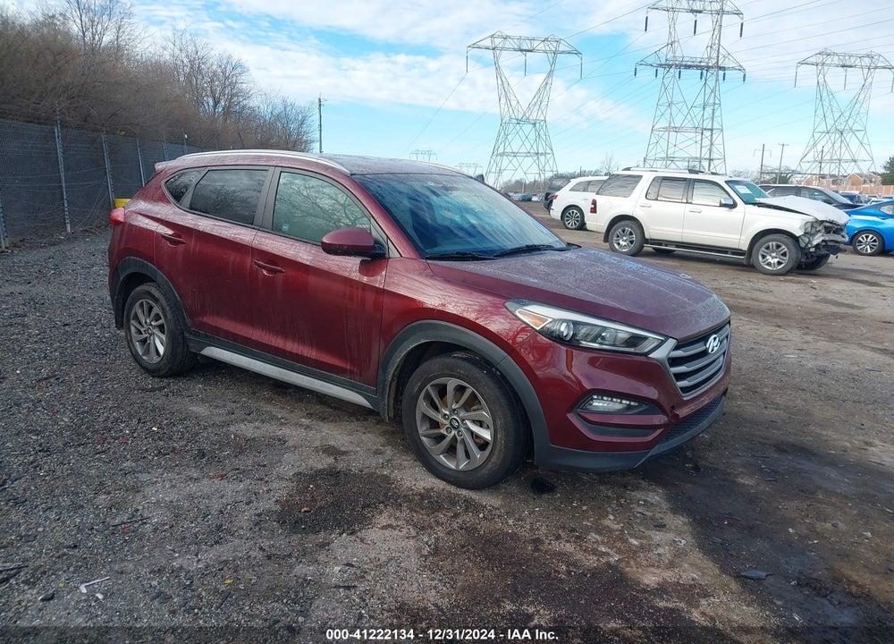 2017 HYUNDAI TUCSON SE VIN: KM8J3CA41HU445880