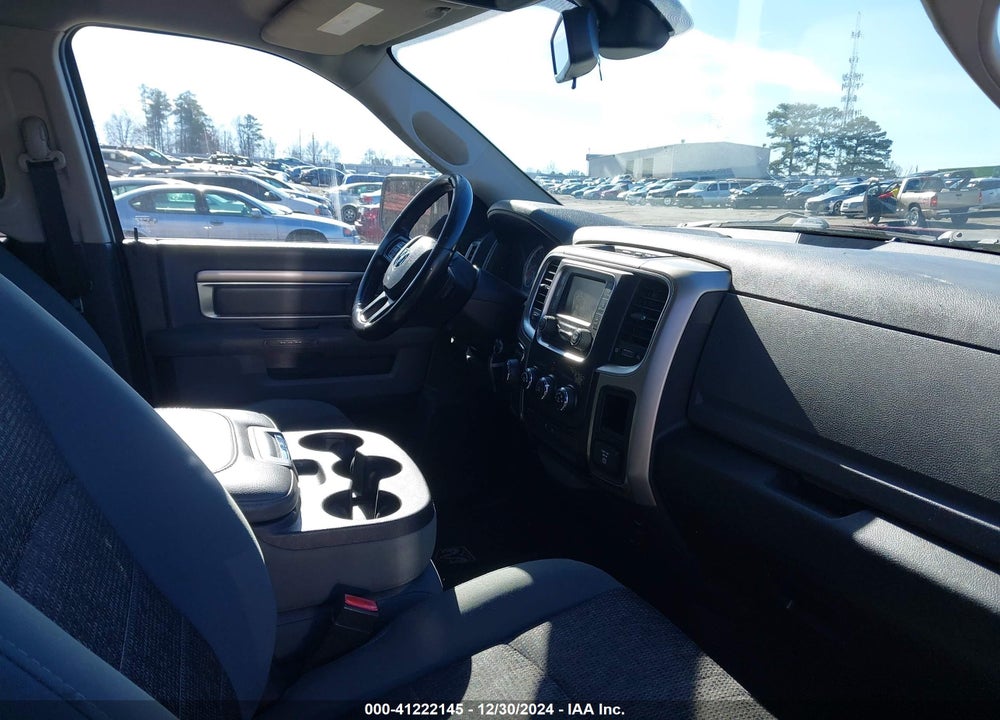 2015 RAM 1500 VIN: 1C6RR6GT6FS702943