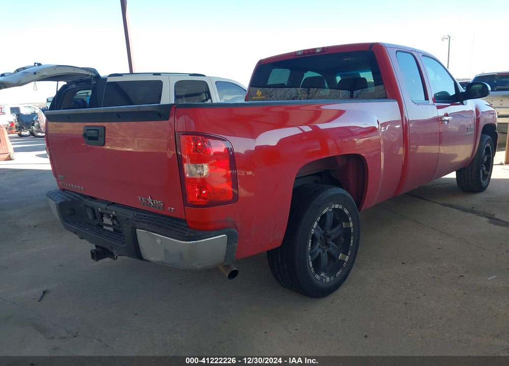 2011 CHEVROLET SILVERADO 1500 VIN: 1GCRCSE08BZ250636