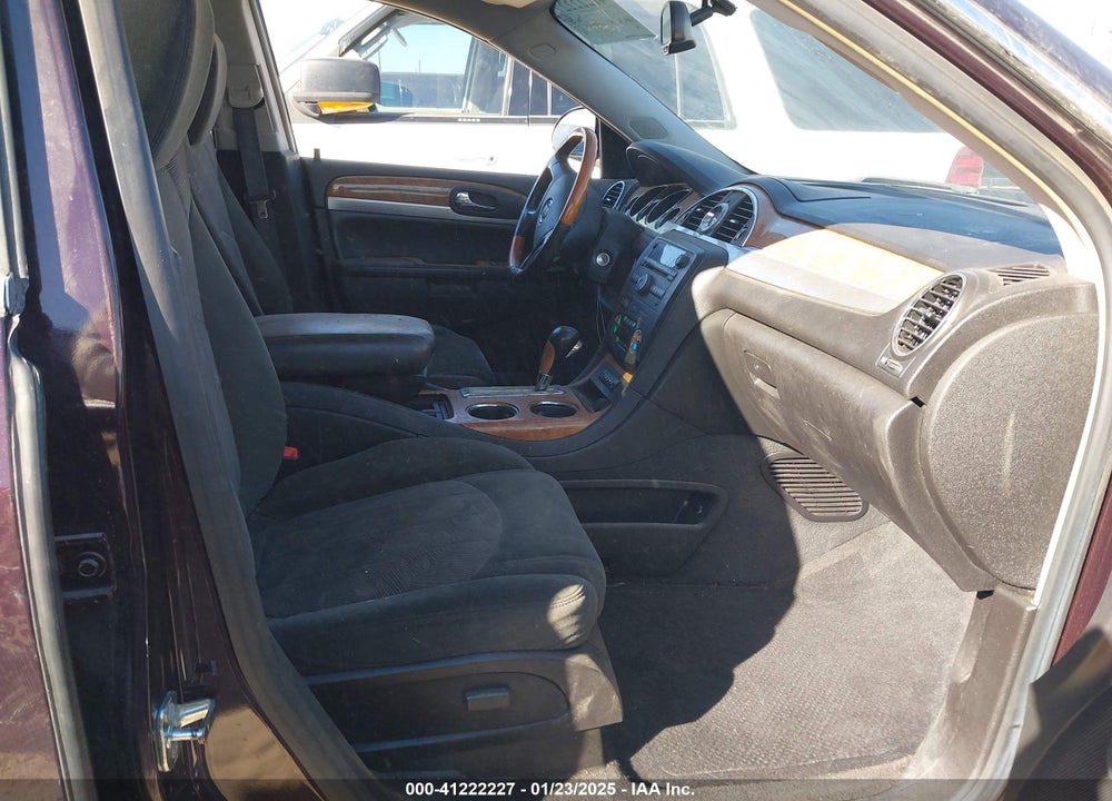 2008 BUICK ENCLAVE CX VIN: 5GAER13708J267737