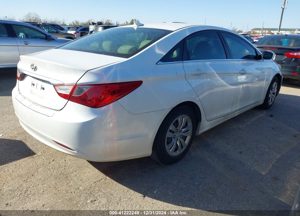 2013 HYUNDAI SONATA VIN: 5NPEB4AC0DH565745