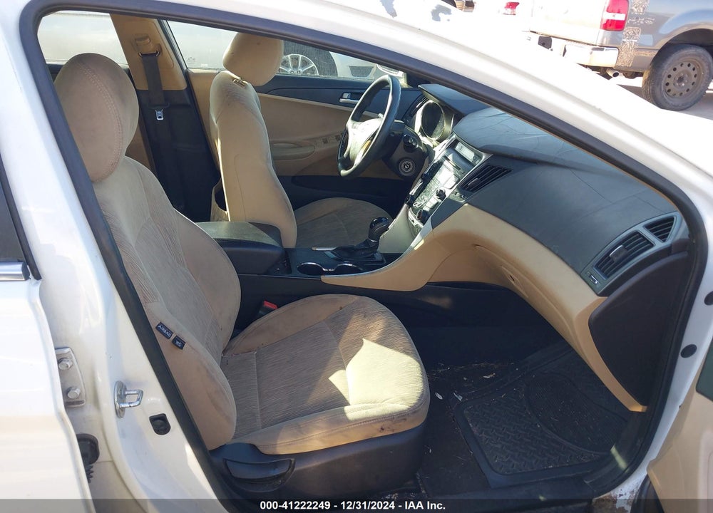 2013 HYUNDAI SONATA VIN: 5NPEB4AC0DH565745