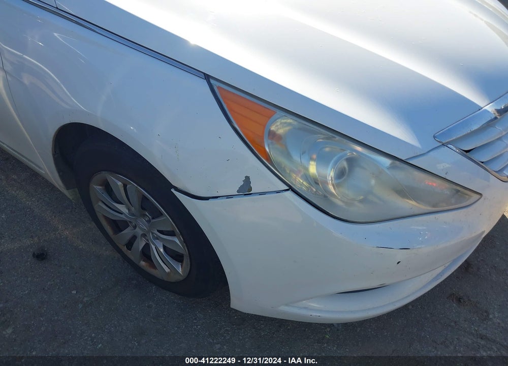 2013 HYUNDAI SONATA VIN: 5NPEB4AC0DH565745