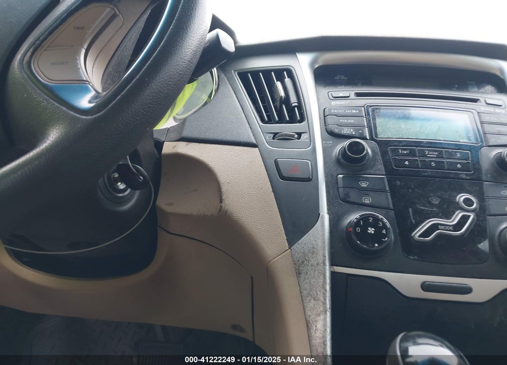 2013 HYUNDAI SONATA VIN: 5NPEB4AC0DH565745