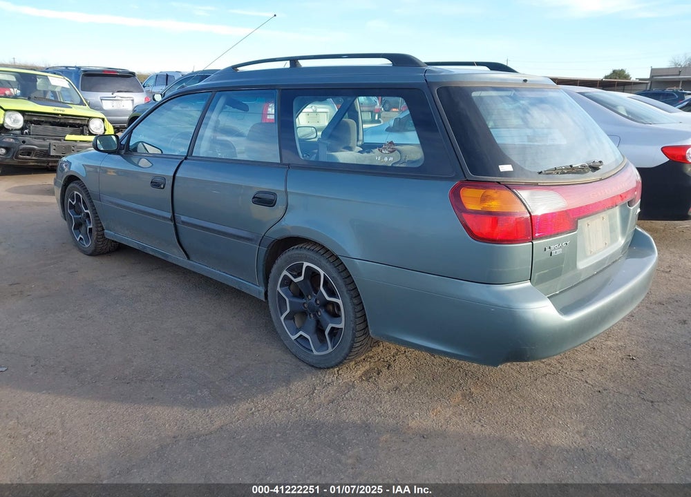 2001 SUBARU LEGACY L VIN: 4S3BH635517310438