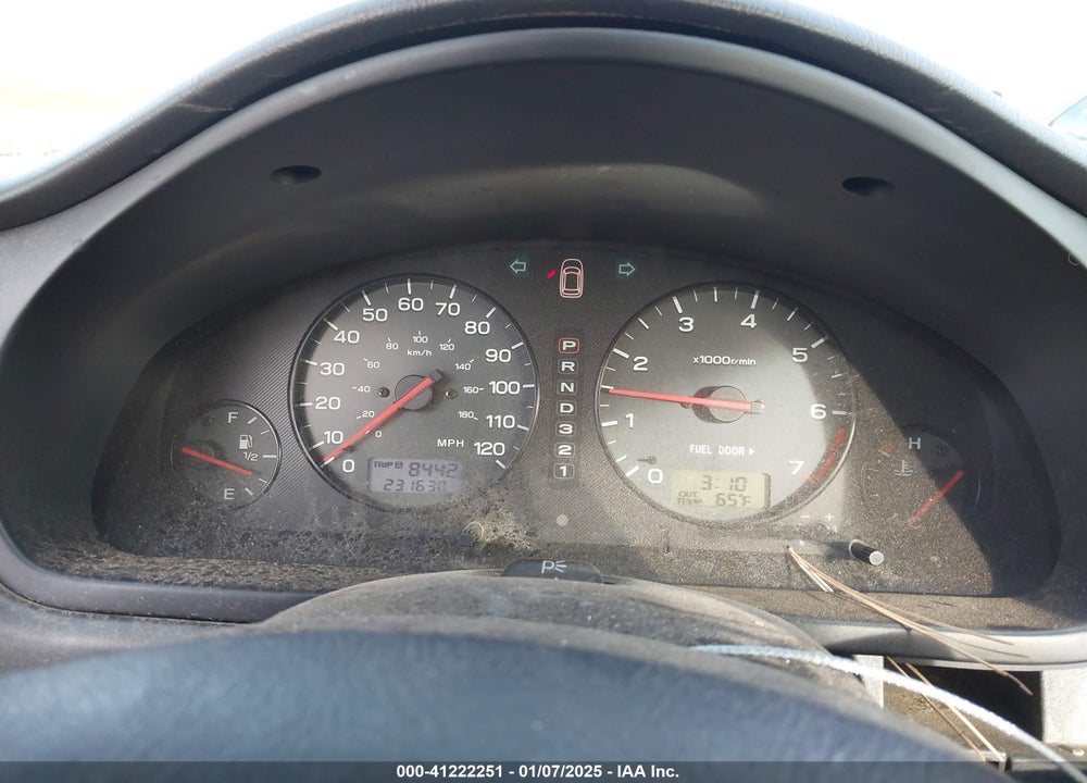 2001 SUBARU LEGACY L VIN: 4S3BH635517310438
