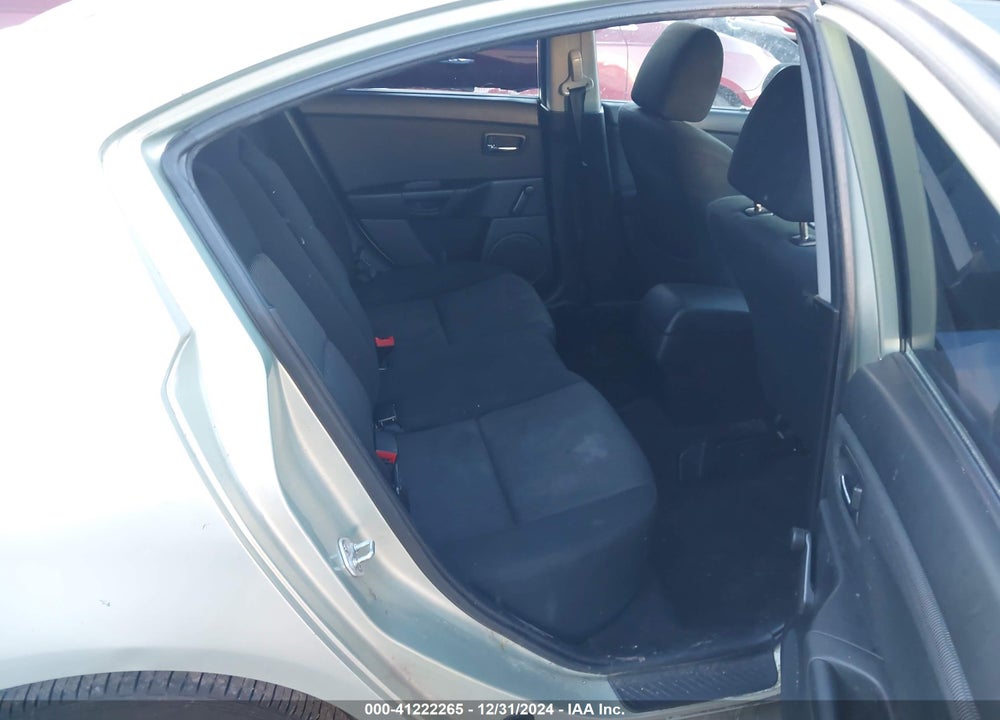 2008 MAZDA 3 I SPORT VIN: JM1BK12F481123137