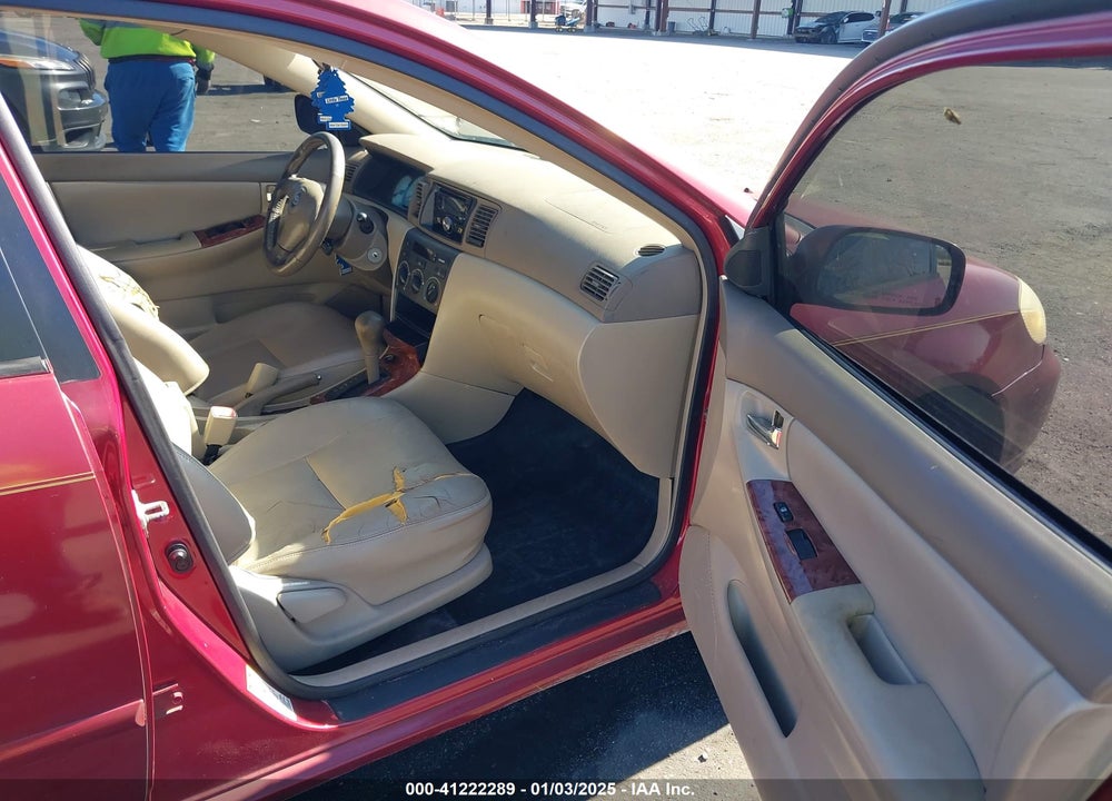 2004 TOYOTA COROLLA LE VIN: 2T1BR38E04C245618