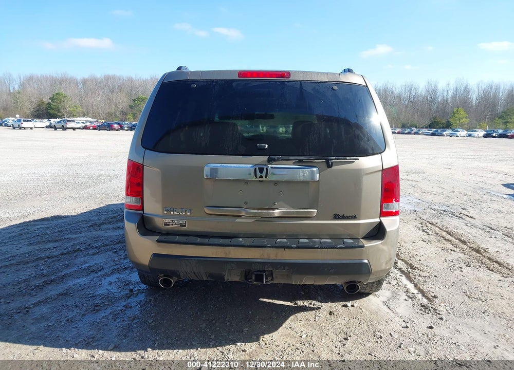 2011 HONDA PILOT EX-L VIN: 5FNYF3H59BB005639