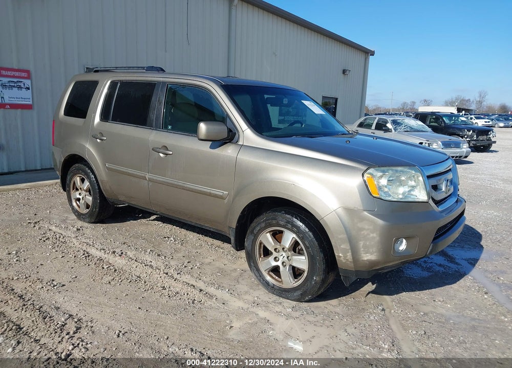 2011 HONDA PILOT EX-L VIN: 5FNYF3H59BB005639