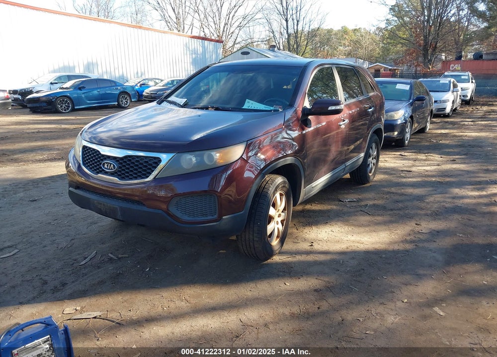 2011 KIA SORENTO LX VIN: 5XYKT3A15BG126974