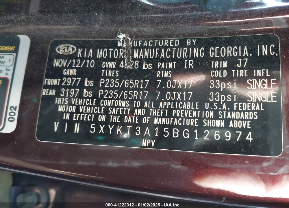2011 KIA SORENTO LX VIN: 5XYKT3A15BG126974