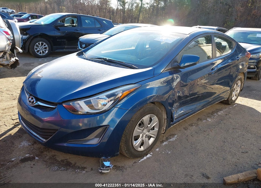 2016 HYUNDAI ELANTRA VIN: KMHDH4AE8GU517699