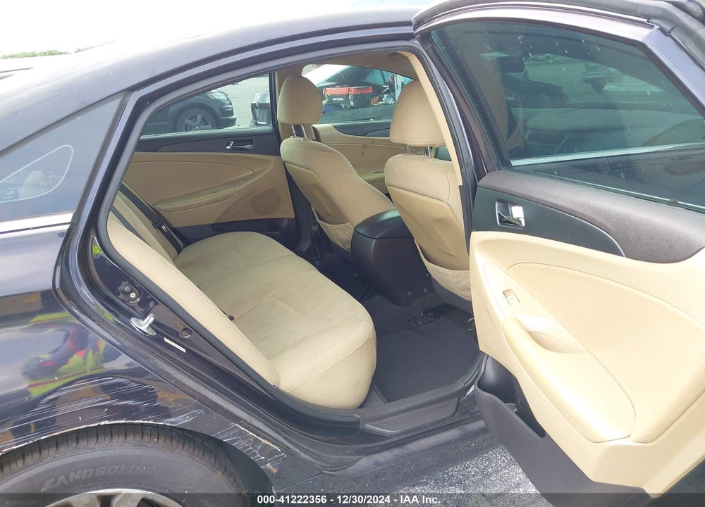 2011 HYUNDAI SONATA VIN: 5NPEB4AC5BH140664