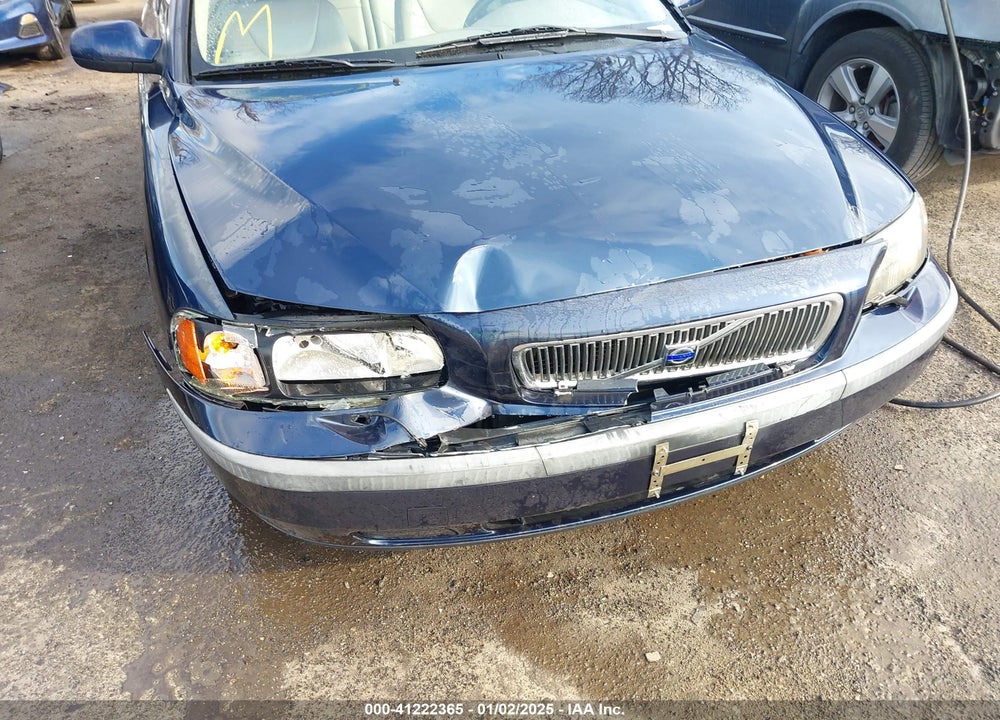 2003 VOLVO V70 2.4 VIN: YV1SW61TX32332453