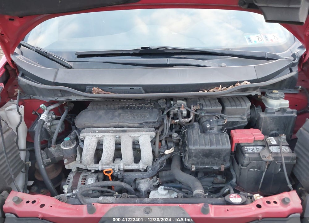 2010 HONDA FIT VIN: JHMGE8H27AS000635