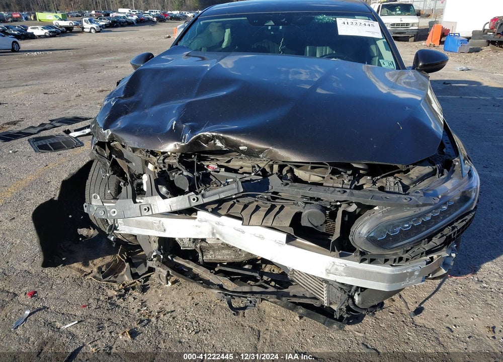 2018 HONDA ACCORD VIN: 1HGCV2F91JA019721