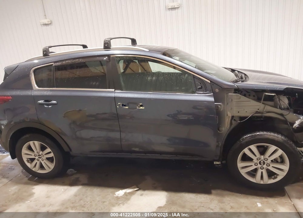 2018 KIA SPORTAGE LX VIN: KNDPM3AC9J7380722