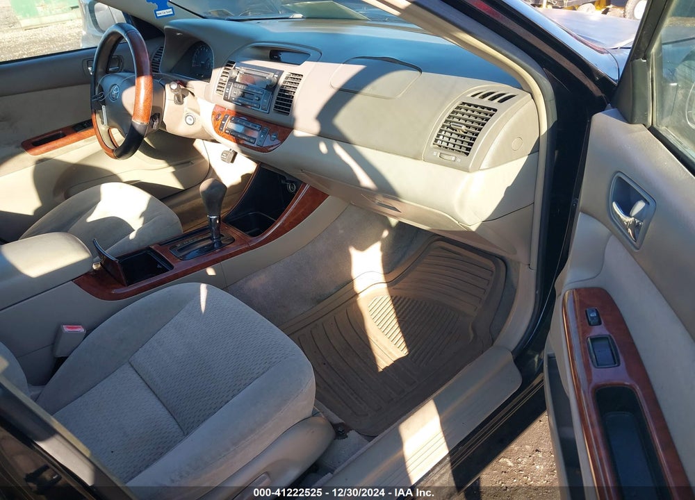 2002 TOYOTA CAMRY XLE VIN: 4T1BE32K82U108335