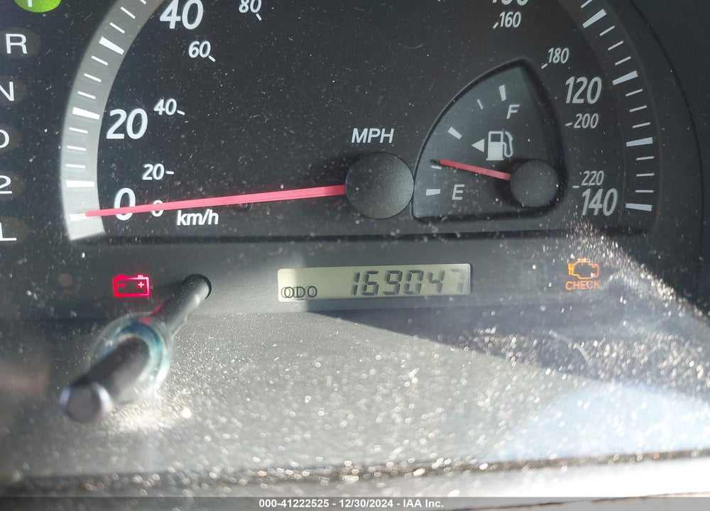 2002 TOYOTA CAMRY XLE VIN: 4T1BE32K82U108335