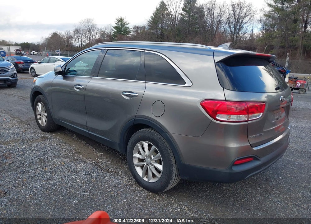 2016 KIA SORENTO 2.4L LX VIN: 5XYPG4A37GG052045