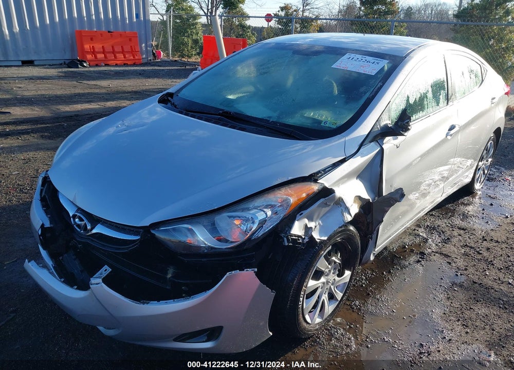 2012 HYUNDAI ELANTRA VIN: 5NPDH4AE7CH077127