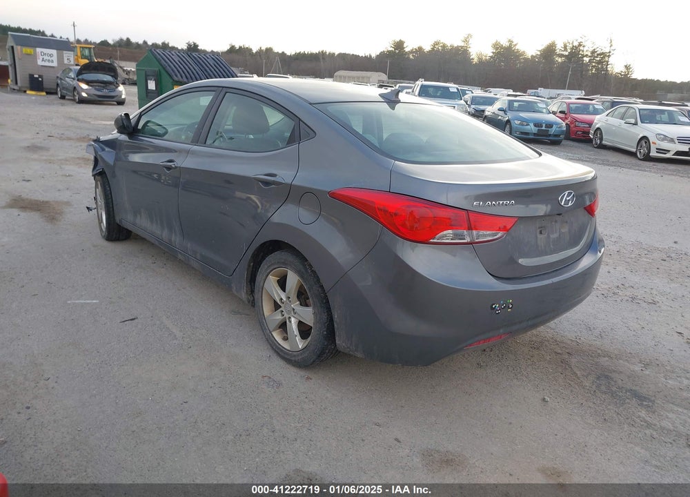 2011 HYUNDAI ELANTRA GLS VIN: 5NPDH4AE5BH058185